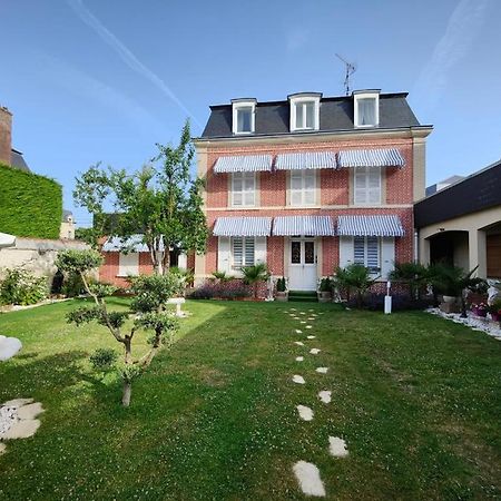Appartement En Residence Gisors Εξωτερικό φωτογραφία