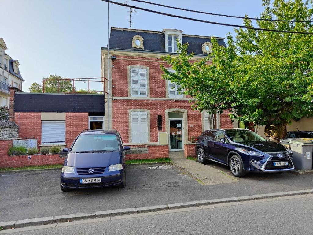 Appartement En Residence Gisors Εξωτερικό φωτογραφία